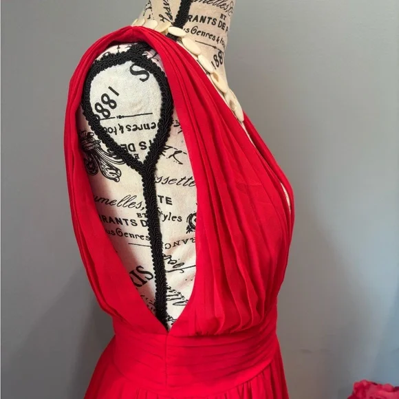 Lulu's Vibrant Red Backless Dress Size Large - Picture 4 of 13